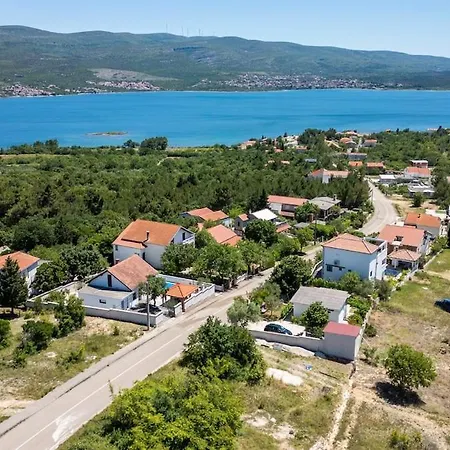 Baroque Art With Pool Sauna Gym *