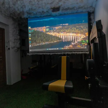 ヴィラ Baroque Art With Pool Sauna Gym Pridraga