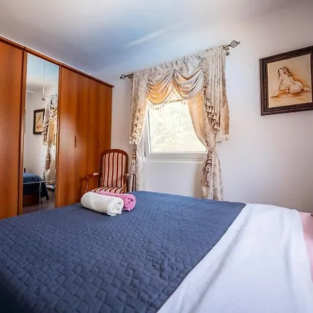 Villa Baroque Art With Pool Sauna Gym *