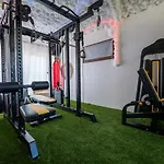 Villa Baroque Art With Pool Sauna Gym *