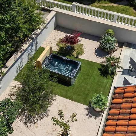 Baroque Art With Pool Sauna Gym * Pridraga