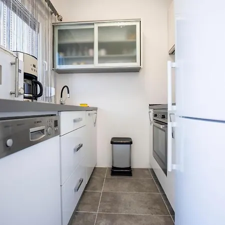 Baroque Art With Pool Sauna Gym Pridraga