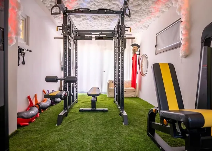 Baroque Art With Pool Sauna Gym וילה Pridraga